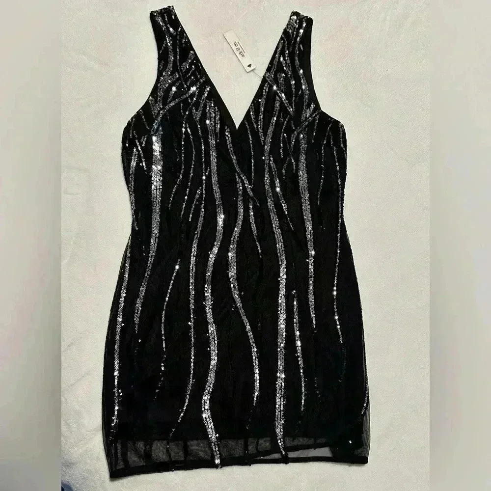NWT Ark & Co Black-Silver Sequin Short Dress Back Zip V-neck  Size L